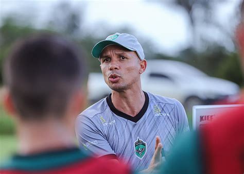 Higo Ressalta A Import Ncia De Ter Uma Semana Cheia Antes De Mata Mata