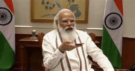 Watch Video Pm Modi Speaks To Tokyo Olympics Gold Medalist Neeraj