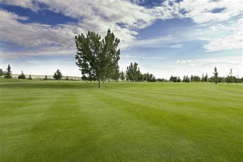 Best Golf Courses in Saskatchewan - DiscoverCanada.Blog