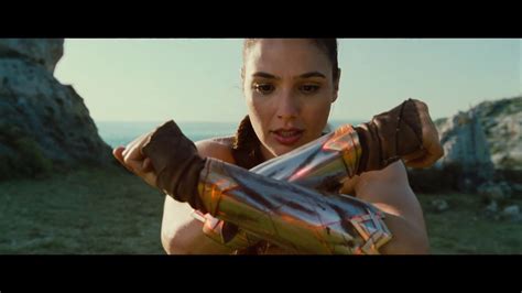 Wonder Woman Bande annonce Origin VO HD1080p Vidéo Dailymotion