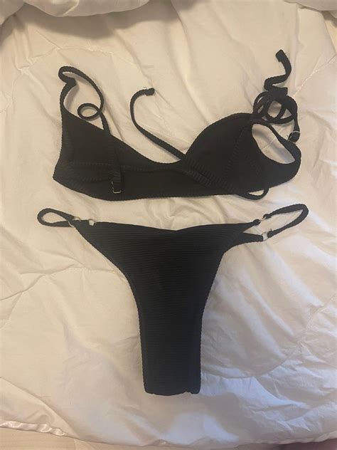 Glassons Black Ribbed Bikini Size 8 Women S Fashion Clothes On Carousell