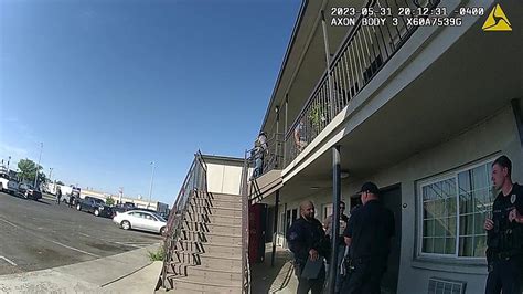 Police Raid Moses Lake Hotel Catch 9 Wanted Suspects