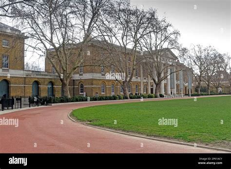 Saatchi Gallery London England Uk Stock Photo Alamy