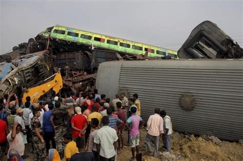 India Train Crash Kills Over 280 Injures 900 In Country S Deadliest