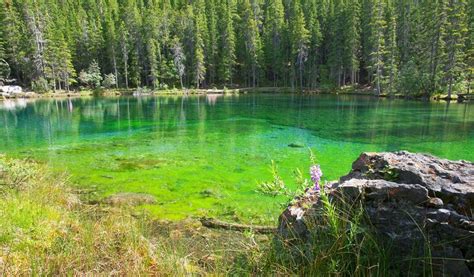 14 Best Lakes in Alberta | PlanetWare