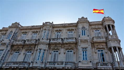 Consulado español actualiza sobre restricciones de viaje a la Unión