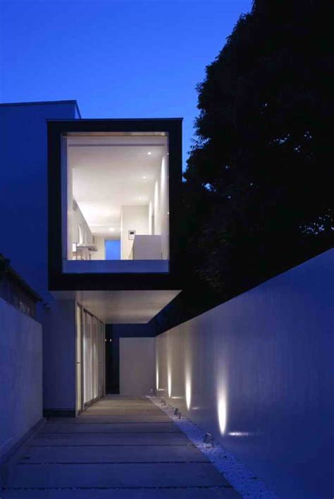 Minimalist House Design In Tokyo