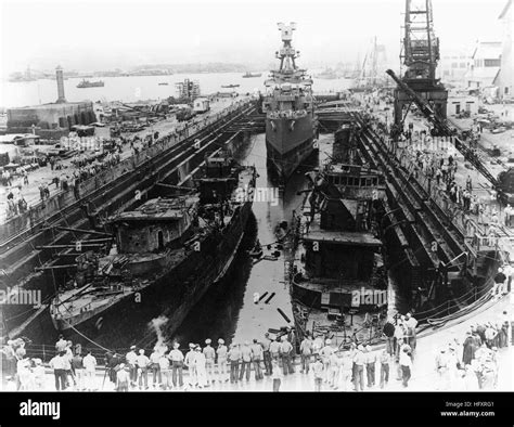 Uss Cassin Dd 372 Uss Downes Dd 375 And Uss Raleigh Cl 7 In Drydock At Pearl Harbor 1942