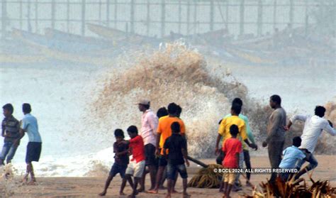 Cyclone Fani Hits Indias East Coast 12 Million Evacuated