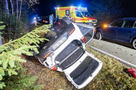 Wieder Unfall zwischen Zwönitz und Geyer Drei Menschen verletzt