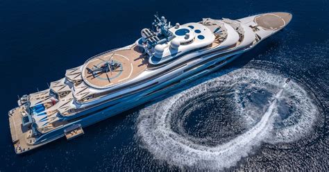 Superyacht Helipads on Charter: What You Need to Know