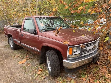 1998 Chevrolet Ck 1500 Series 2dr K1500 Cheyenne 4wd Standard Cab Lb