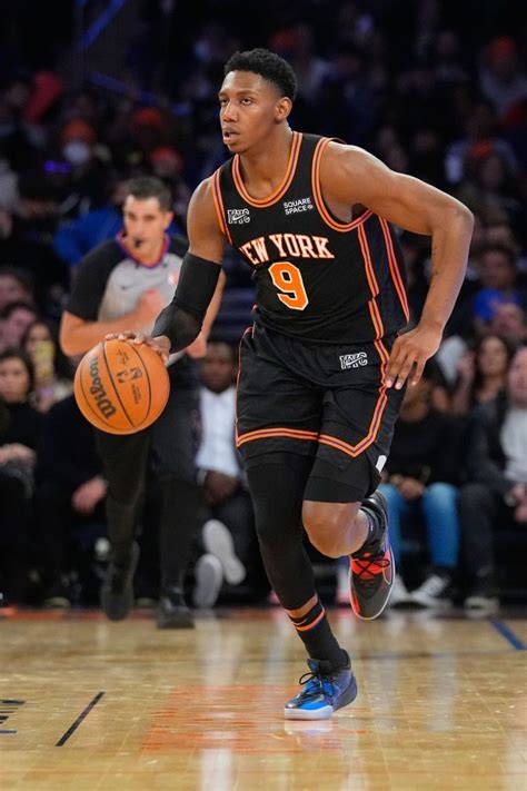 Knicks Officially Announce Rj Barrett S Extension Hoops Rumors