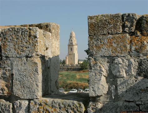 Jerusalem Photos :: Old City Walls and Gates : Jerusalem Wall