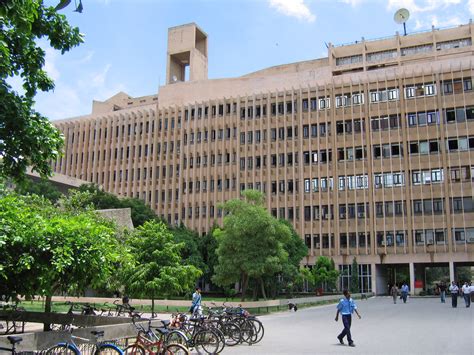 IIT Delhi to set up three research parks