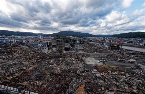 Asciende a 232 muertos por terremoto en Japón