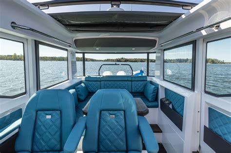 Axopar Xc Cross Cabin Wet Bar Pilothouse For Sale Yachtworld