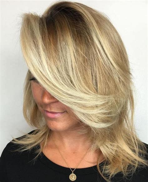 38 Styles With Medium Blonde Hair For Major Inspiration