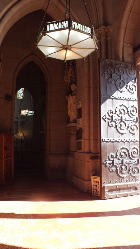 Interior De La Catedral De Los Santos Pedro Y Cecilia Arquitectura