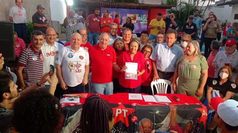 Sindicalistas Entregam Manifesto Em Apoio As Candidaturas De Lula