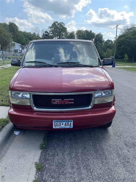 2000 GMC Safari AWD - Vanlife Trader