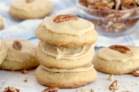 Brown Sugar Pecan Cookies With Brown Sugar Frosting My Incredible Recipes