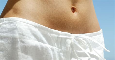 Abnormal Hair Growth on the Belly in Women | LIVESTRONG.COM