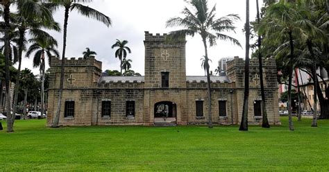 gorgeous castle  honolulu   beautiful   secret