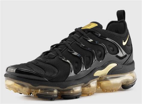 Nike Air Vapormax Plus Black Metallic Gold Cw7299 001 Mens New Ebay