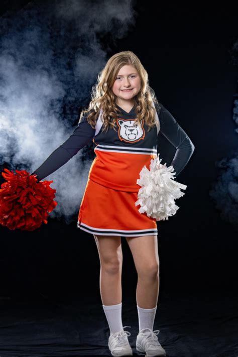 White Bear Lake Varsity Cheerleading Portraits 2022 Lisa Siddons