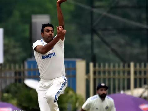 Kuldeep Ashwin Combine To Bowl Out England For 218 Business Insider