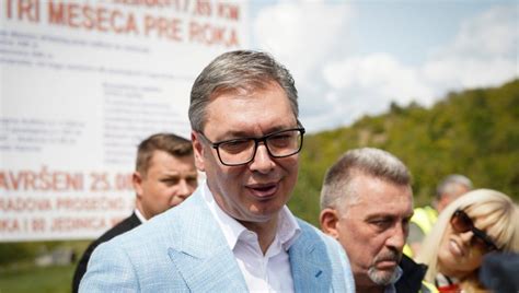 Vučić Rakić bio uz svoj narod i kad su hteli da ga tuku i kad su ga