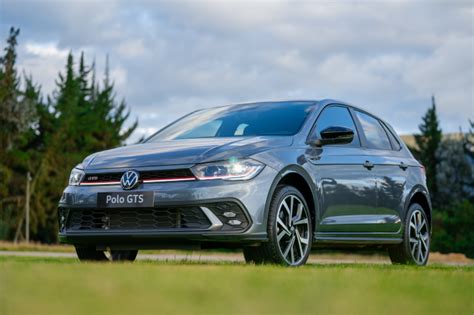 Vw Lanza Estrategia De Cuatro Polos