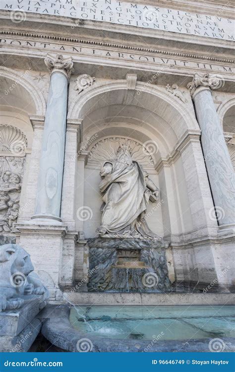 Amazing View Of Fountain Of Moses Fountain Acqua Felice In City Of Rome