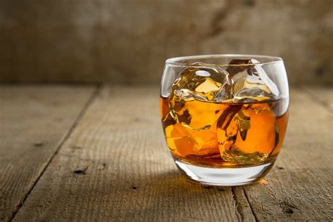 Como Beber Whisky Aprenda A Degustar O Seu Sabor Simplifica Ef Cil