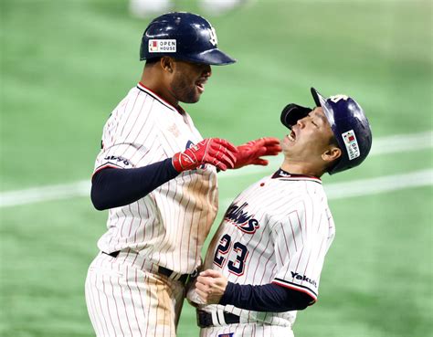 ヤクルト青木宣親 現状維持3億3000万円「最高のシーズンでした」 プロ野球写真ニュース 日刊スポーツ