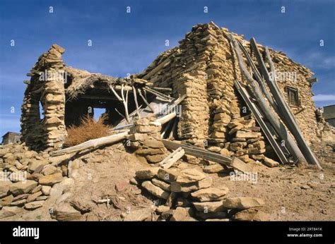 OLD ARAIBI, USA-SEPTEMBER 06,1981: Old Oraibi, Hopi Village on Third ...