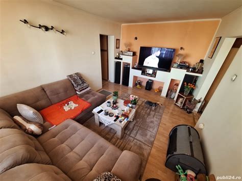 Vand Apartament 3 Cam Semidecomandat 62 0 Mp Etaj 2 Numar Niveluri 4