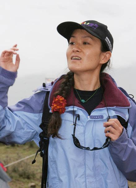 图：搜狗登山队a组出发 王秋扬出发 搜狐娱乐频道