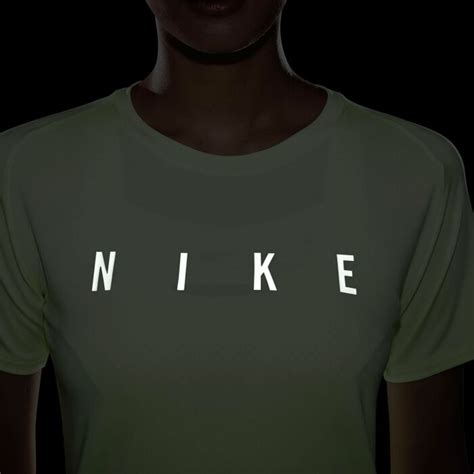 Nike Run Division Miler Sportisimo Cz