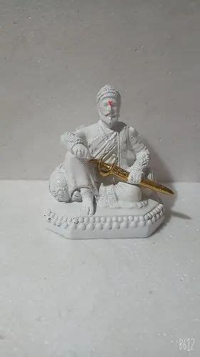 Polyresin Base Type Black Chhatrapati Shivaji Maharaj Statue For