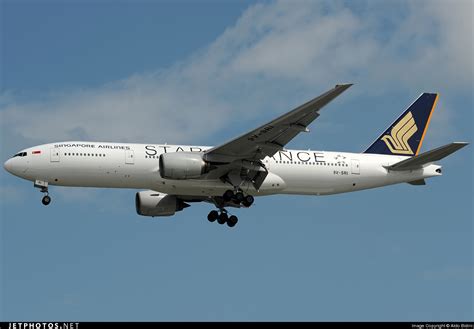 9V SRI Boeing 777 212 ER Singapore Airlines Aldo Bidini JetPhotos