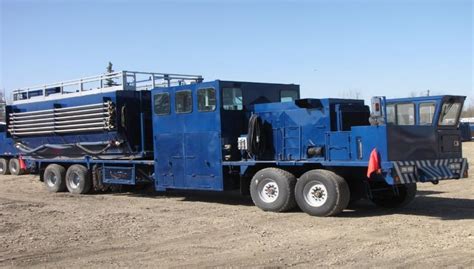 Skytop Twin Steertri Drive Detroit Diesel 60 Series Rig Workover Rigs