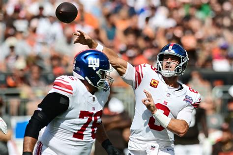 Giants Trade Pitch Lands Super Bowl-Winning QB to Replace Daniel Jones ...