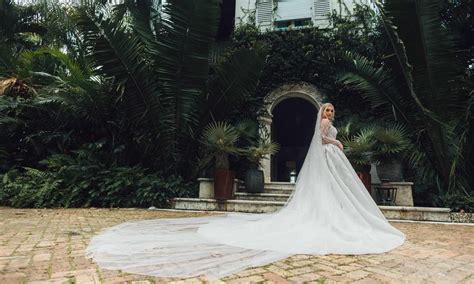 Lele Pons And Guaynaas Intimate Wedding In Miami See The Official Photos