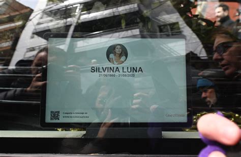 La Ltima Despedida A Silvina Luna Ceremonia Ntima Y Entierro En El