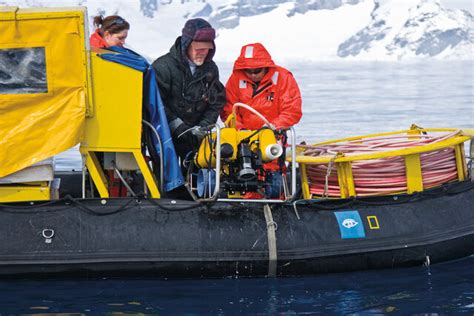 A New Way To Discover Antarctica Fly Over Drake Passage Australian Geographic