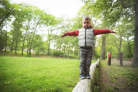 10 Ways To Play On A Balance Beam For Kids Mommy Evolution