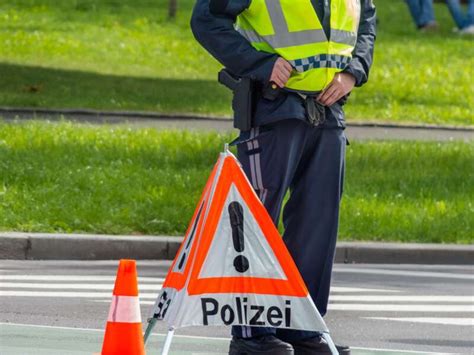 Oster Schwerpunktaktion Raser Aus Dem Verkehr Gezogen