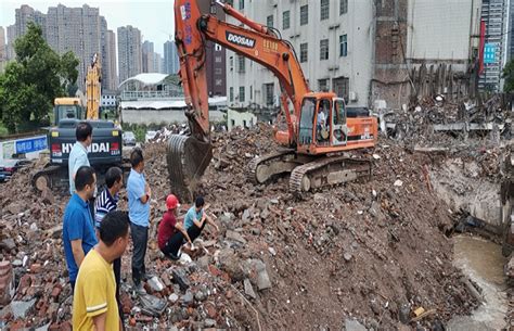 主动担当作为，及时排除安全隐患——鹤城区住建局启动应急抢险疏通城市排水沟鹤城区人民政府